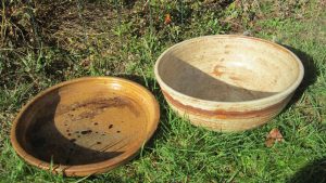 A pottery bowl and a pottery plate